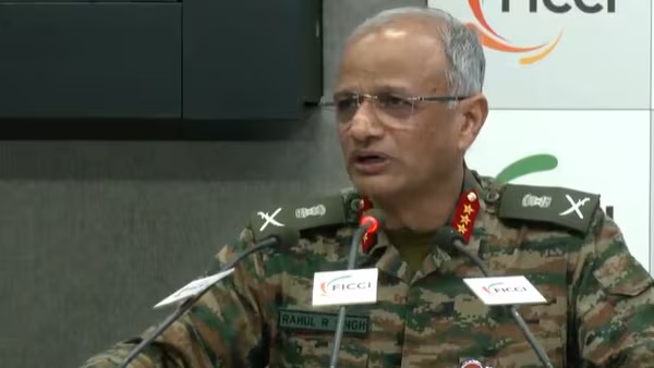Explosive Allegation: Pakistan Deploying Chinese Arms in Live Combat Experiments, Says Deputy Army Chief