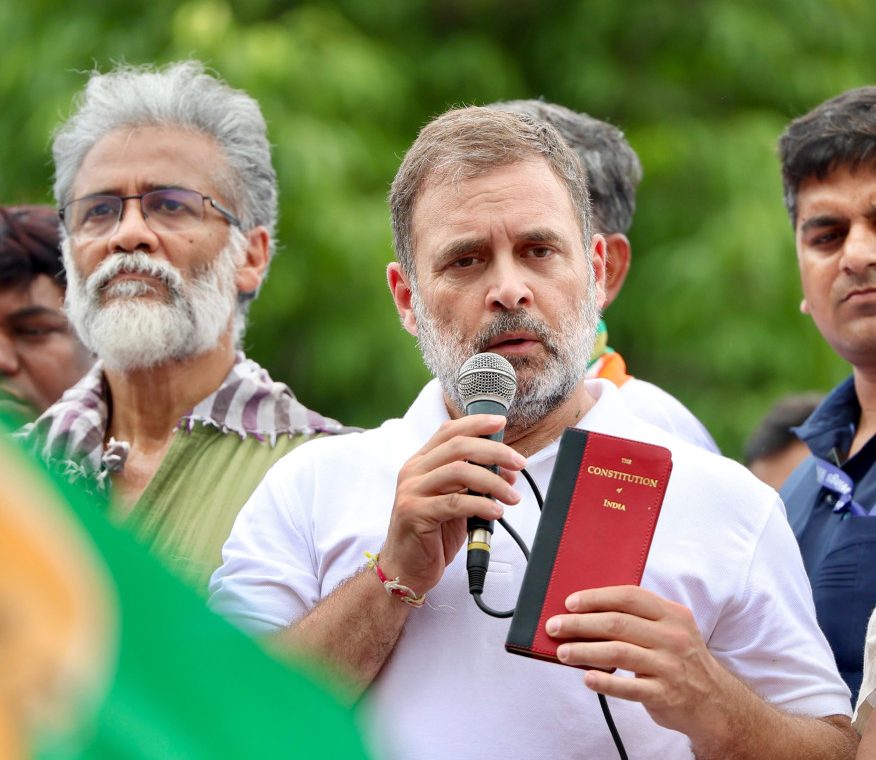 Congress leader Rahul Gandhi with CPI(ML) Liberation general secretary Dipankar Bhattacharya addresses a gathering during ‘Bihar bandh’ and protest. Photo: X/@INCIndia