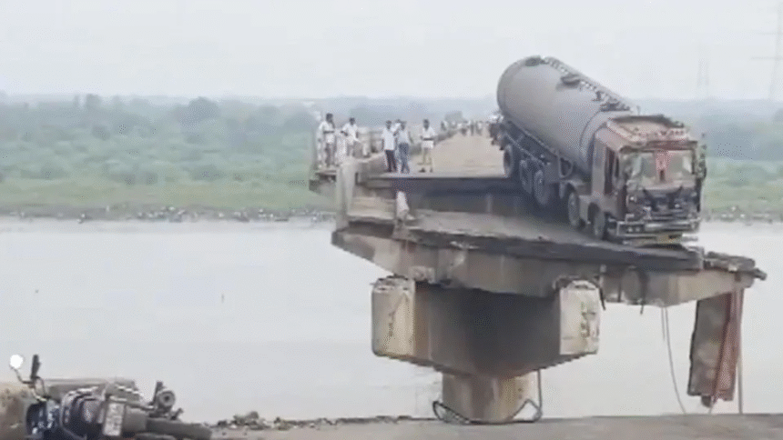 India Bridge Collapse: 15+ Injured, Survivors Recall ‘Huge Explosion-Like Sound’ as Structure Crumbled Instantly