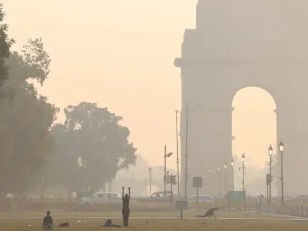 Delhi Ranks 2nd in India’s Mid-Year Pollution Report 2025 – This City Tops the List with Worst Air Quality Index