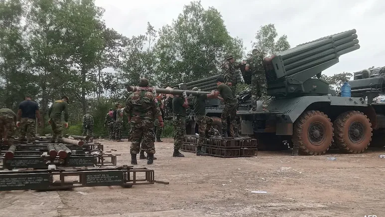 Thailand Imposes Martial Law in 8 Border Districts Near Cambodia After Deadly Clashes