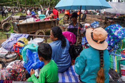Cambodians Flee Thai Border as Clashes Continue for Third Consecutive Day