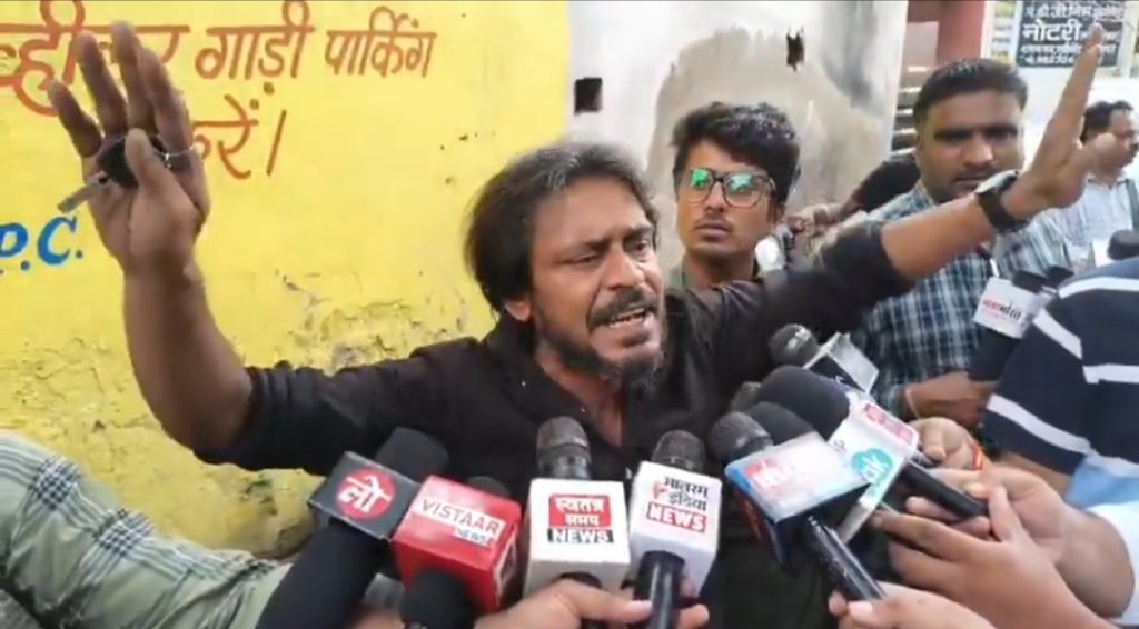 HOWL founding member and journalist Saurav Benarjee speaking at a press conference
