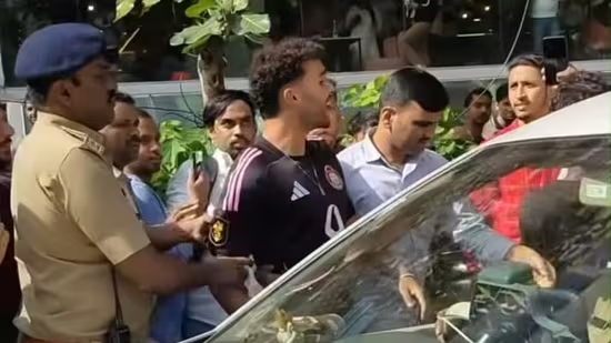 Influencer Frenzy on Bengaluru’s Church Street: German Creator Younes Zarou (20M Followers) Detained by Police Amid Massive Crowd Chaos
