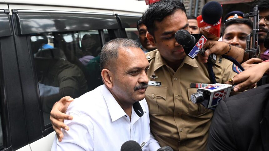 2008 Malegaon Blast Case: Special NIA Court Acquits All 7 Accused Including Pragya Thakur and Lt Col Purohit