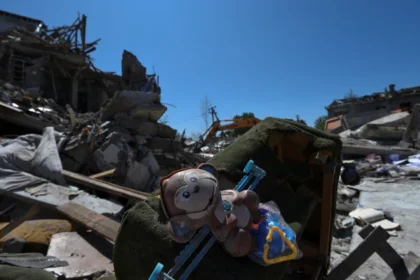 Russian Airstrike Kills Child in Ukraine as Civilian Casualties Rise Amid Ongoing War