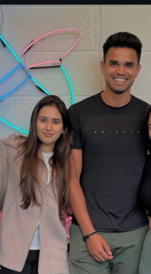 Cricket Royalty Meets Hospitality Empire: Sachin Tendulkar’s Son Arjun Engaged to Hotel Tycoon Ravi Ghai’s Granddaughter Saaniya Chandok in ₹500-Crore Alliance