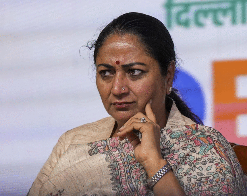 CM Rekha Gupta Assaulted During ‘Jan Sunwai’ Programme – 1 Arrest Sparks Political Uproar