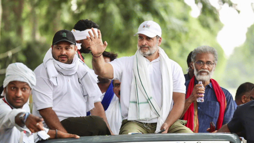 Bihar Politics Heat Up: Rahul Gandhi & Tejashwi Yadav Pull Massive Crowds in ‘Voter Adhikar Yatra’ Across 7 Districts