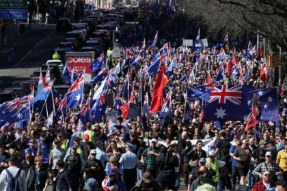 Australia Protest 2025: Indian Man Heckled at Anti-Immigration Rally, Says ‘I Came Here for the Right Reasons’ Amid 500+ Demonstrators