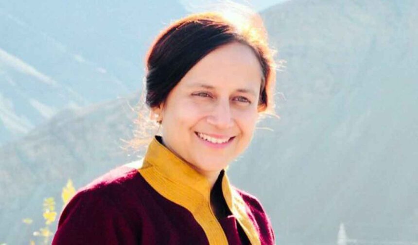Wife Gitanjali Angmo Defends Sonam Wangchuk Amid ‘Vishwaguru’ Smear Campaign