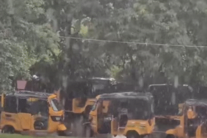 Diwali Deluge: Heavy Rain Lashes Chennai, Floods Roads and Airport Runways — 120+ Flights Delayed Amid Chaos