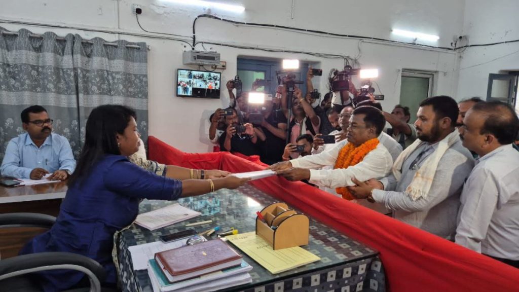 Congress candidate Ghasiram Majhi files his nomination papers for the Nuapada bypoll.