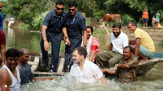 Rahul Gandhi Jumps Into Pond to Catch Fish in Begusarai — 7 Highlights You Must See