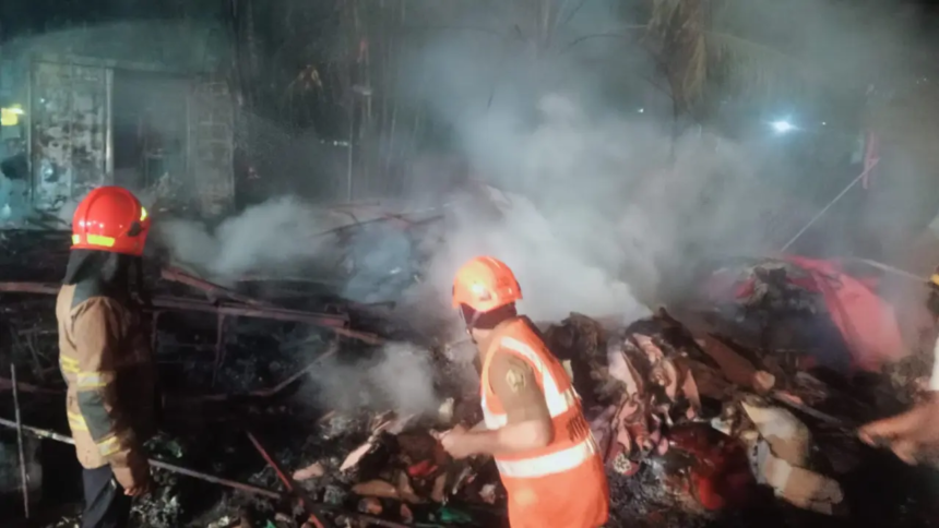 Massive Fire Erupts at Thane’s Blue Roof Club During Wedding Reception | 1,200 Guests Evacuated Safely