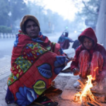 Delhi Weather Alert: Dense Fog and ‘Very Poor’ AQI as Cold Wave Deepens | 7 Key Impacts, Flights Disrupted