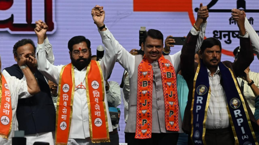 Fadnavis Invokes Hindutva as BJP-Sena Launch Mumbai Poll Campaign; 1 Mega Rally Sets Tone for 2026 Elections