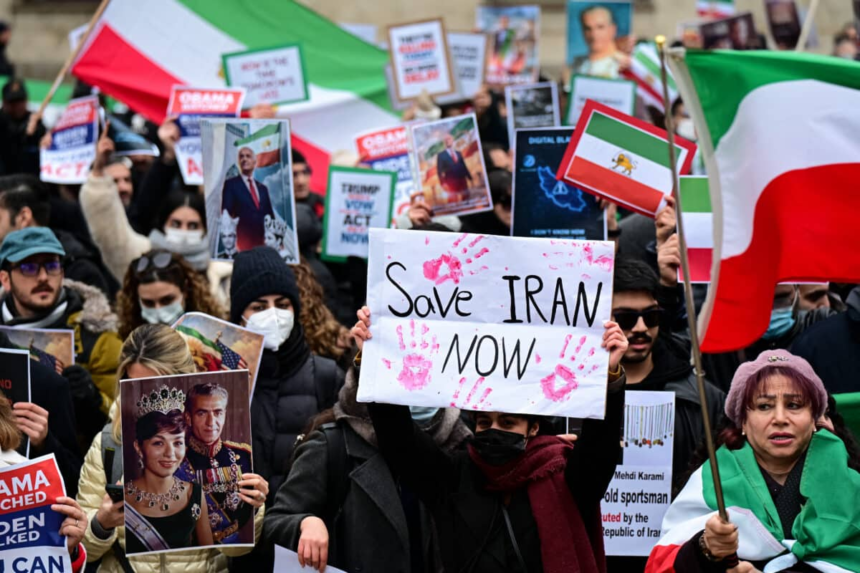 Iran Protests LIVE: 5 Explosive Developments as Trump Warns of ‘Very Strong Action’ Over Protester Hangings