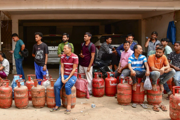 LPG Cylinder Mystery EXPOSED: 7 Surprising Reasons Why Gas Cylinders Come with 14.2 Kg Instead of Round Figures in India