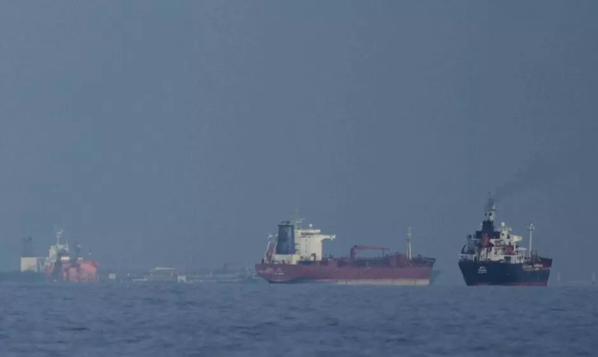 Hormuz Shock: Iran Opens Strait for ONLY 5 ‘Friendly Nations’ — India, Pakistan Get Exclusive Access Amid War