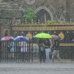 Mumbai Rain Alert: 100+ mm Rain in 24 Hours Triggers Waterlogging, Local Train Delays—7 Key Updates
