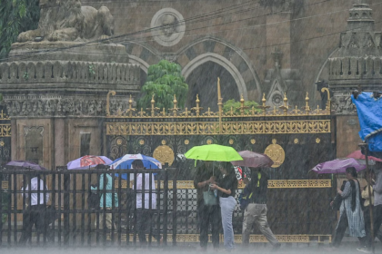 Mumbai Weather Alert: 100+ mm Rain in Just 24 Hours as IMD Issues Fresh Heavy Rain Warning